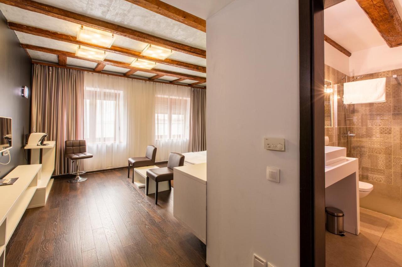 Vendi Grand Square Residence Sibiu Exterior foto