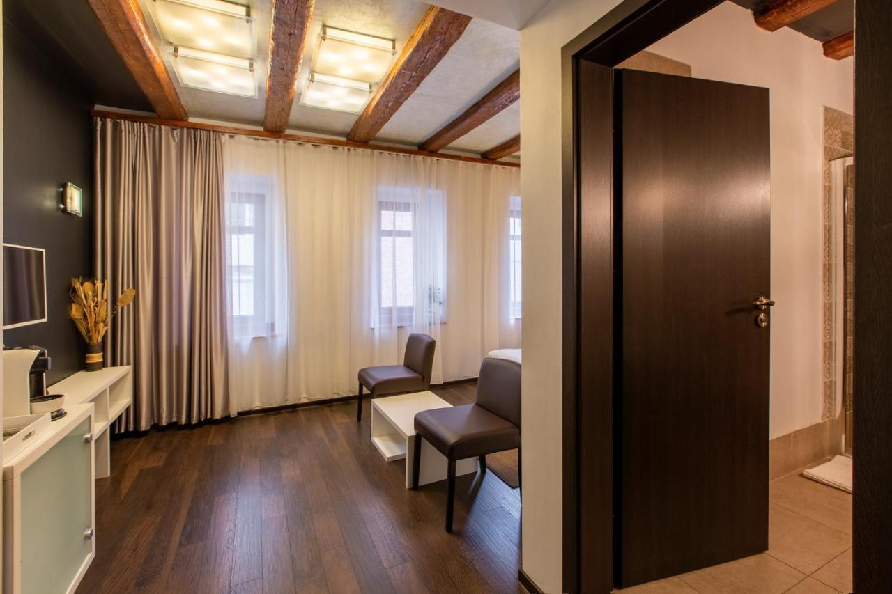 Vendi Grand Square Residence Sibiu Exterior foto